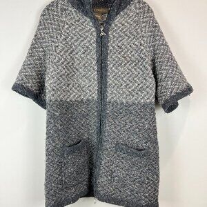 Women's Gray Inis Craft 100% Wool Zip front Cardigan, Size M